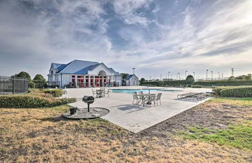 Shop and Dine Fort Worth Condo with Racetrack Views! - Photo 42