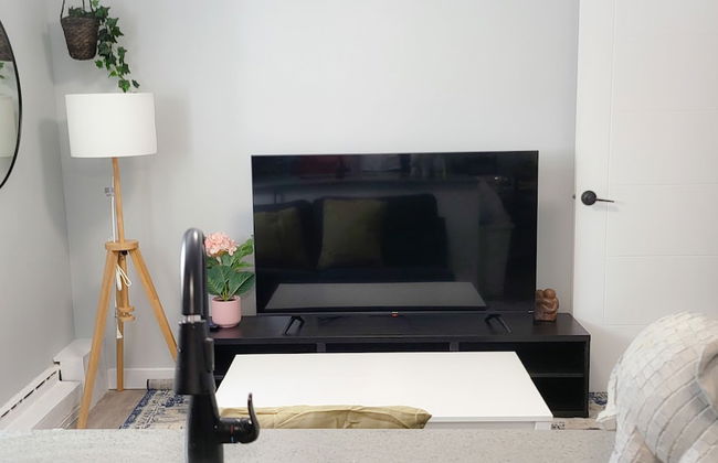 JstLikeHome - Serenity Suites - Photo 23