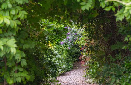 Honeywood Lodge by Bloom Stays - Foto 34