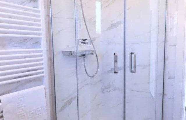 Villa Mendula Trogir - Luxury villa by the beach - heated pool - lush green garden - Photo 31