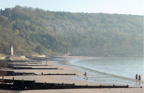 The Penthouse - Photo 16