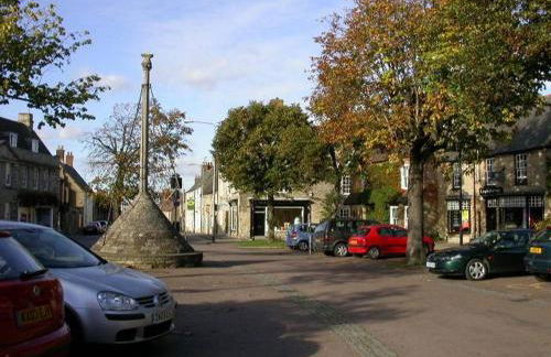 Garfield House, 3 bed house, sleeps 7, Nr Rushden Lakes, allocated parking, corporates welcome - Foto 25