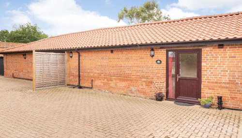 The Hen House - Photo 2