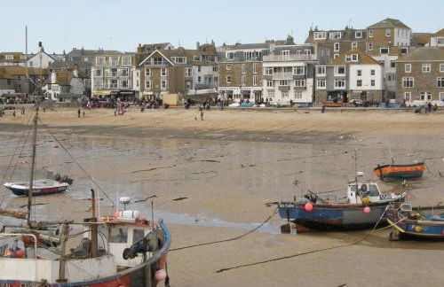 Chalet Hot Tub Lodge 2 by Interhome - Foto 25