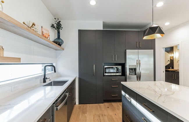 Chic Austin Getaway Brand New w/ Rooftop Patio! - Foto 13