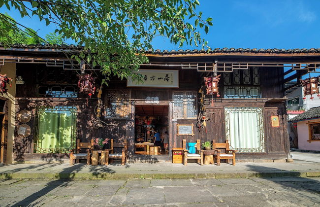 Glass Inn - Photo 26