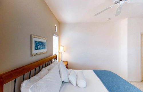 Spacious, dog-friendly condo with pool & hot tub - Foto 18