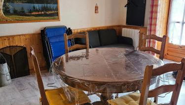 Maison charmante avec vue sur la montagne à Saint-Anthème - Foto 4