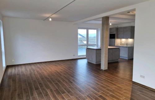 Modernes 2-Zimmer Luxus Apartment mit Balkon- Stilvolle und Gemütliche Ferienwohnung - Foto 1