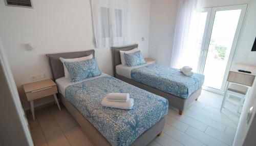 White Villas - Photo 3