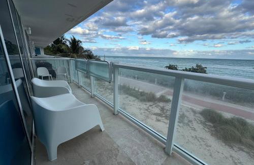 Beachfront two story apartment - Foto 10