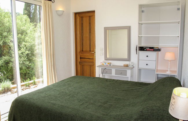 Marie-Julie - Photo 5