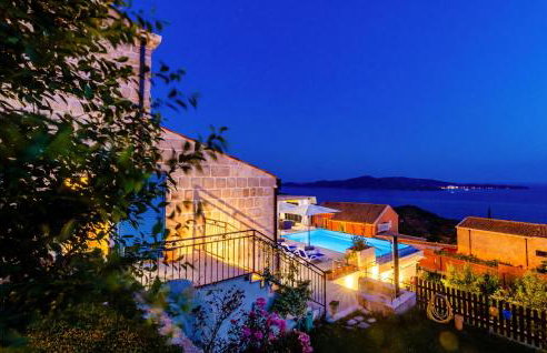 Three-Bedroom Holiday Home In Brsecine - Foto 23