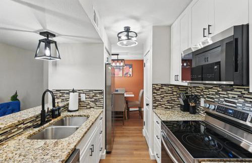 Big Soccer Games 2026, Media, Workers & Guests, 2BR, 2BA Condo, 29 Nights or More - Foto 18