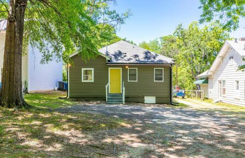 Renovated house close to Dtown Durham w king bed - Photo 29