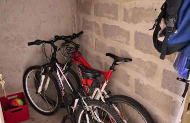 La frégate Port Camargue - proche plage, parking, WIFI, vélos - Photo 5