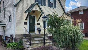 Spacious Three Bedroom Parma Home Sleeps six Near Cleveland - Foto 2