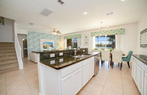 Sunny Villa, 6bd, 5ba, South facing pool and hot tub - Foto 16