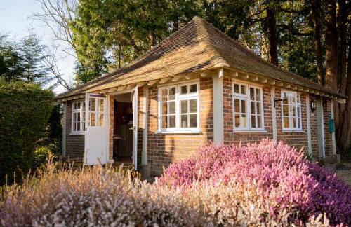 Old Mill Lodge by Huluki Sussex Stays - Foto 24