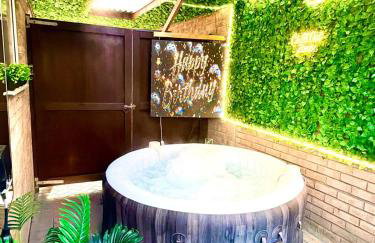 Hot Tube&Private Driveway&11 Guests Family&Contractors Bedford - Foto 40