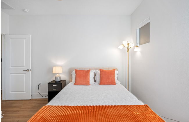 Luxury Modern Villa w/ Pool, Jacuzzi & Amenities! - Foto 10