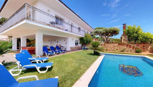 VILLA VALENTINA - Photo 3, Garden, sunbed