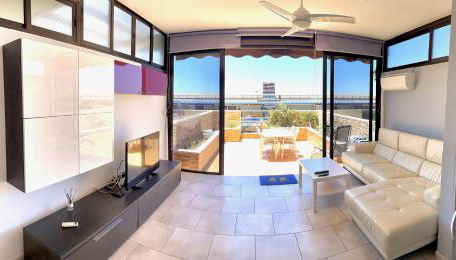 Bel appartement 2 chambres & Grande terrasse - Foto 2