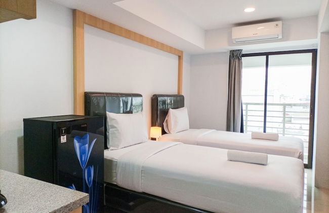 Luxurious Studio At De Prima Apartment - Photo 6