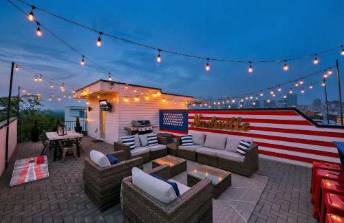 Rooftop Deck & Shuffleboard BBQ Near Downtown - Foto 23