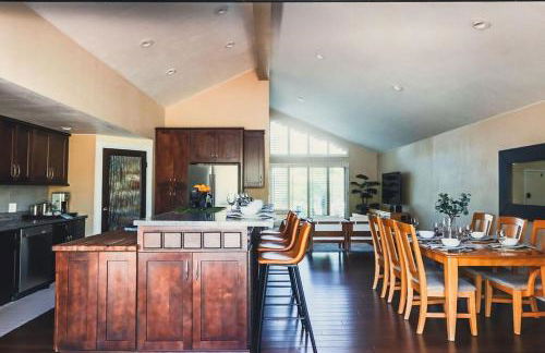 Resort style back yard heated pool and spa - Foto 18