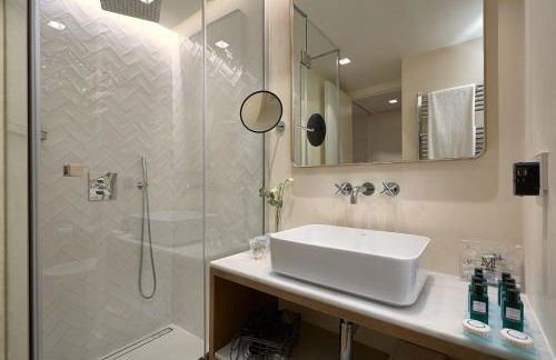 Suites Murillo Plaza Sta. Cruz - Photo 61