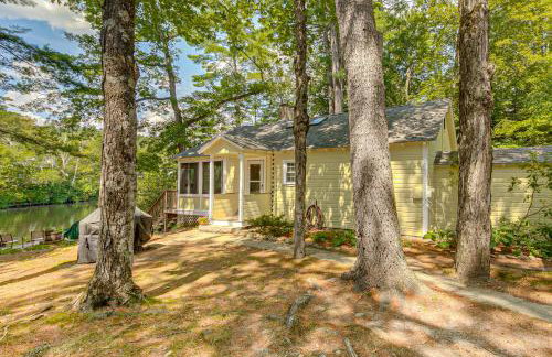 Lakefront Bradford Cottage with Dock, Near Skiing! - Foto 35