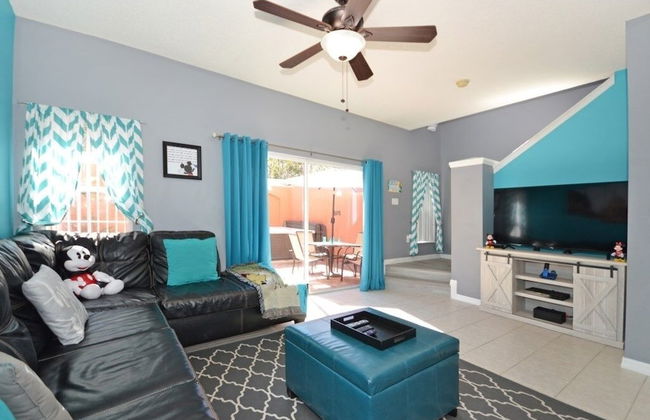 Mickey's Vero Paradise 3 Bedroom Townhouse by RedAwning - Photo 1