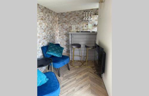 Castle View House - Photo 16