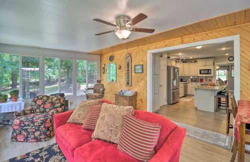 10-Acre Mountain Home Getaway with Fire Pit - Foto 9