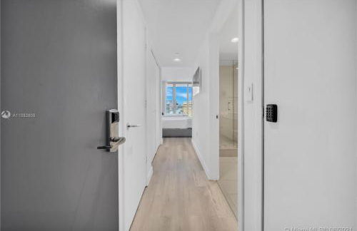 Relaxing BeachWalk Getaway Studio for 4 Guests 405B - Foto 1