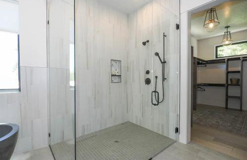 Luxury 4BR Mountain Retreat Near Sundance Resort - Foto 43