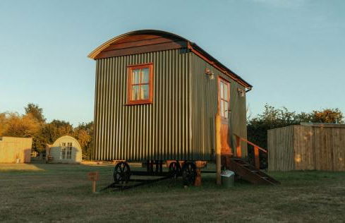 Glamping in Wiltshire in our luxury Shepherds Hut - Foto 40