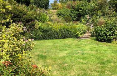 St Anthony’s, bright perkily decorated 3 bedroom house - Photo 21