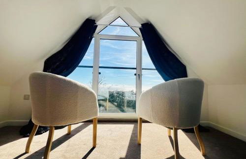 Stylish 3 Bed Apt Sea Views Near the Beach 2B - Foto 61