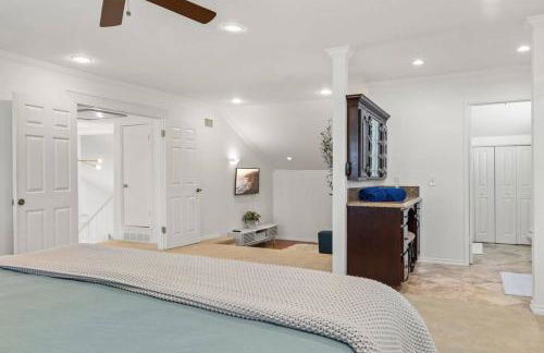 Goode HOMES Stunning Home w/ Beautiful Backyard - Foto 14