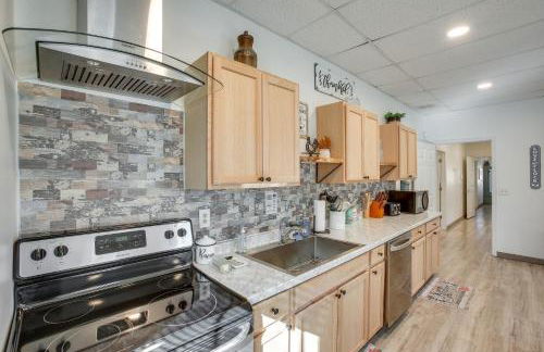 8 Mi to Kentucky Downs Quiet Getaway with Patio - Foto 11