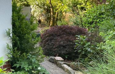 Twenge Retreat - Haus Nähe Stadt und Flughafen mit Garten, 3 Zimmer, TV, Küche, Bad und Netflix - Foto 43