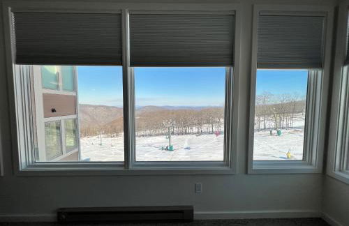 Diamond Adventure Slope Side with Foosball and Arcade at Wintergreen Resort - Foto 38