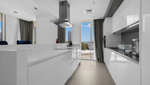 Bluewater's Residence Bay 2BR-Maid Room - Foto 5, Cocina privada