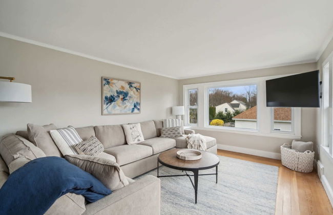 The Coastal Nest Stay for 5! - Photo 10