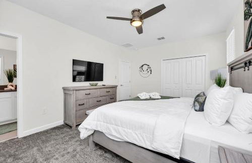 Spacious Villa near Disney w/Pool ,Game room - Foto 54