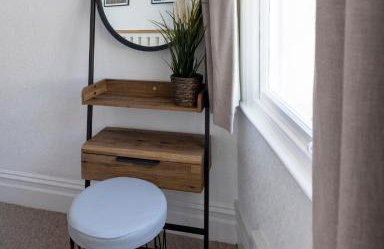 Cosy Cottage for Couples, Parking, 3 Min 2 Beach - Foto 9