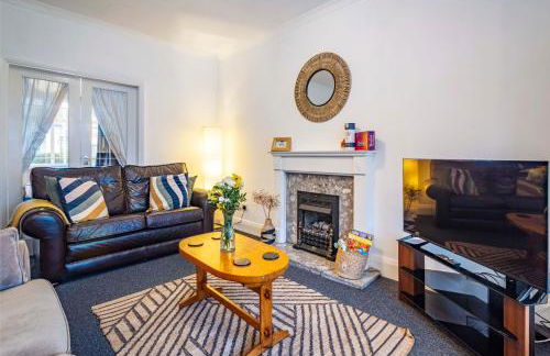 University View-Off-Street Parking-Sleeps 8-Fast WiFi - Foto 2