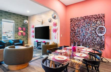 36 Guests on Music Row Bachelorette Suites Glam Room 5 Minutes to Downtown - Foto 9